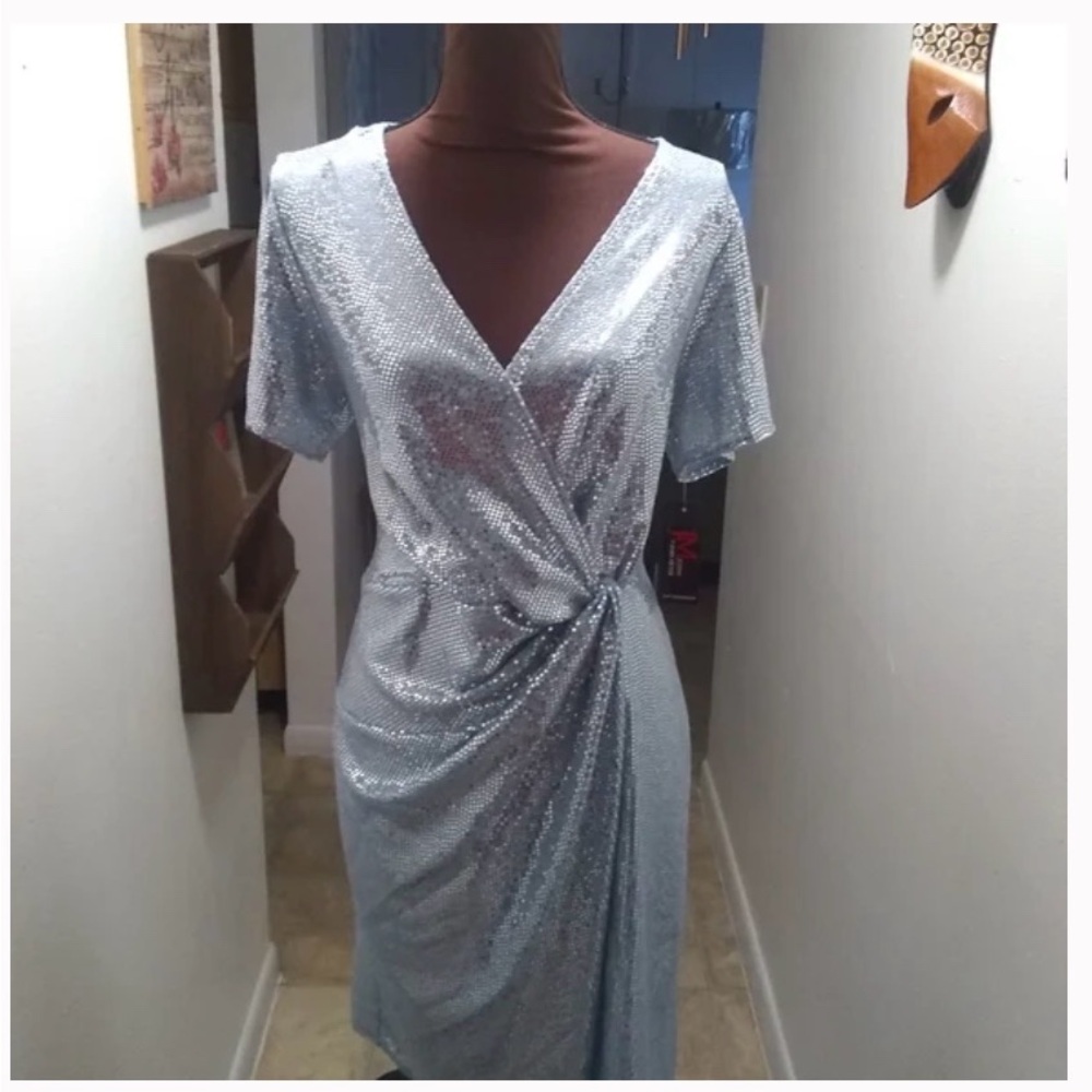 JM Studio by John Meyer Elegant Silver Sequin Midi Dress